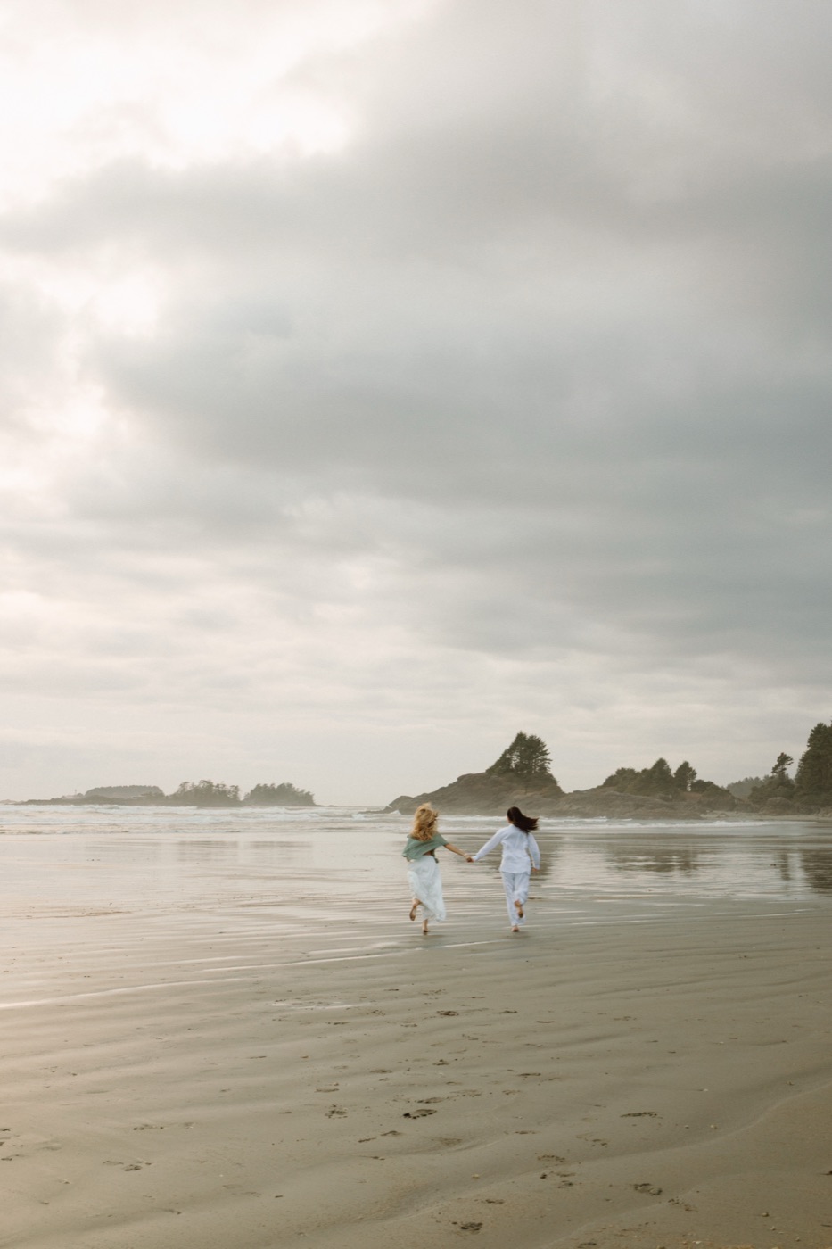 tofino beach -